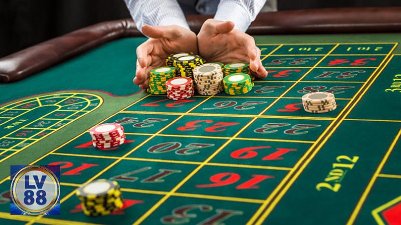 Casino LV88 - Blackjack, slot và nổ hũ: khác nhau về cách chơi